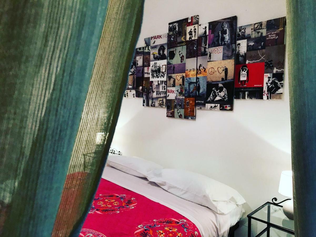 Casa G&G Pignasecca 2 Nel Cuore Di Napoli Экстерьер фото