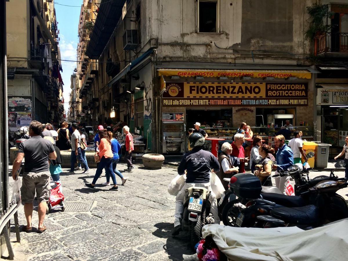Casa G&G Pignasecca 2 Nel Cuore Di Napoli Экстерьер фото