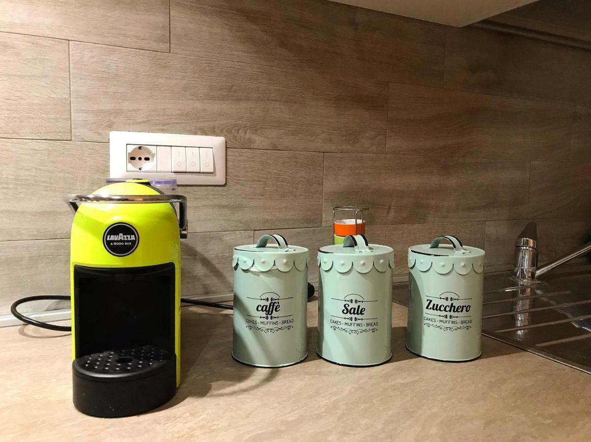 Casa G&G Pignasecca 2 Nel Cuore Di Napoli Экстерьер фото